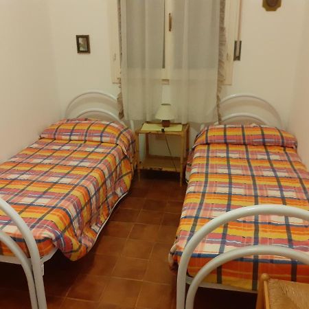 Faro 23 Apartment Lido delle Nazioni Bagian luar foto