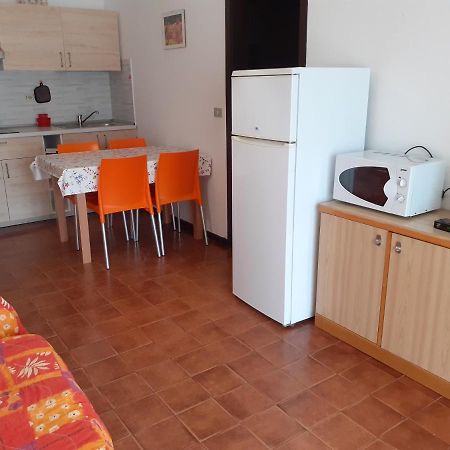 Faro 23 Apartment Lido delle Nazioni Bagian luar foto