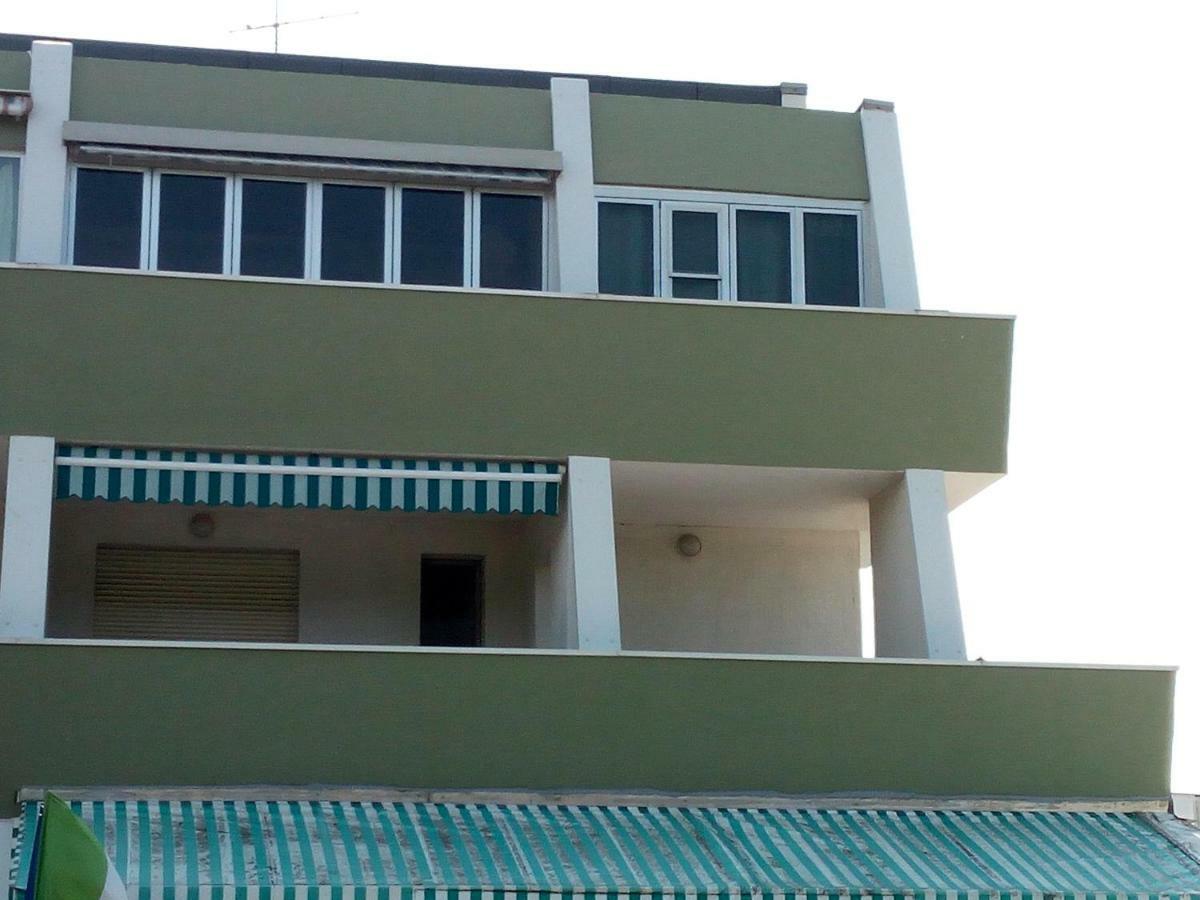 Faro 23 Apartment Lido delle Nazioni Bagian luar foto